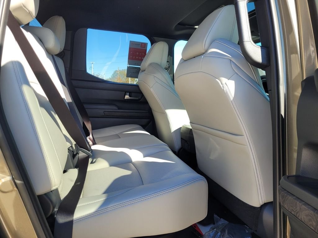 2025 Toyota Tacoma Limited - Photo 11