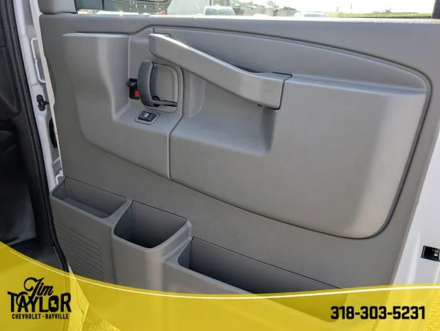 2025 Chevrolet Express Cargo Work Van - Photo 14