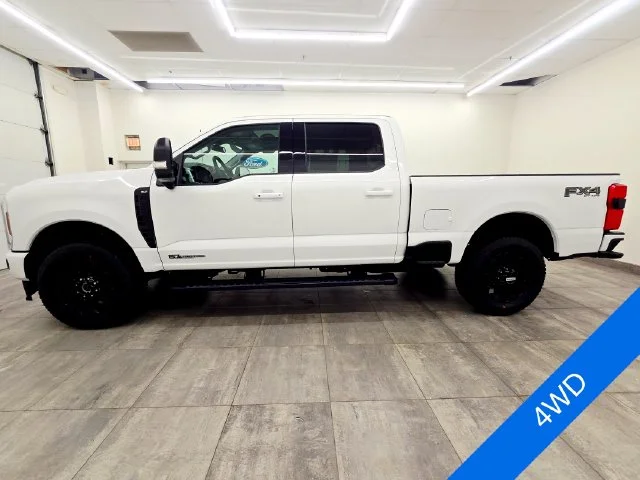 New 2026 Oxford White Ford F-250® XLT image 2