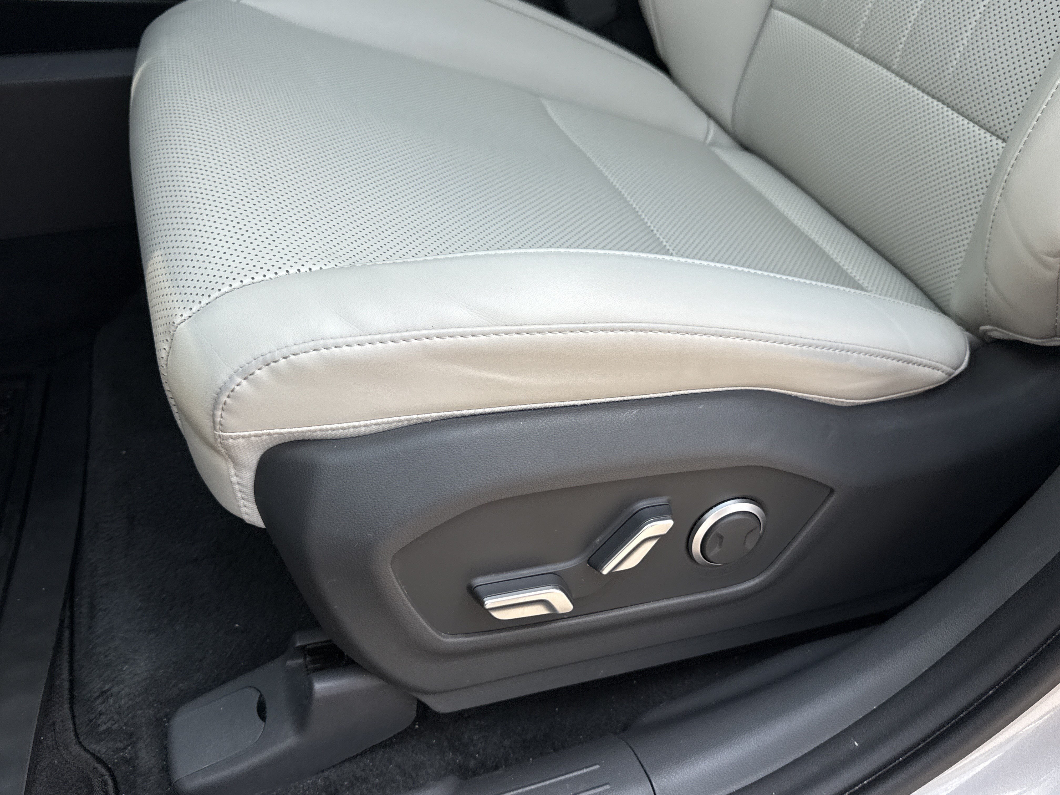 2024 Hyundai Santa Fe SEL - Photo 12