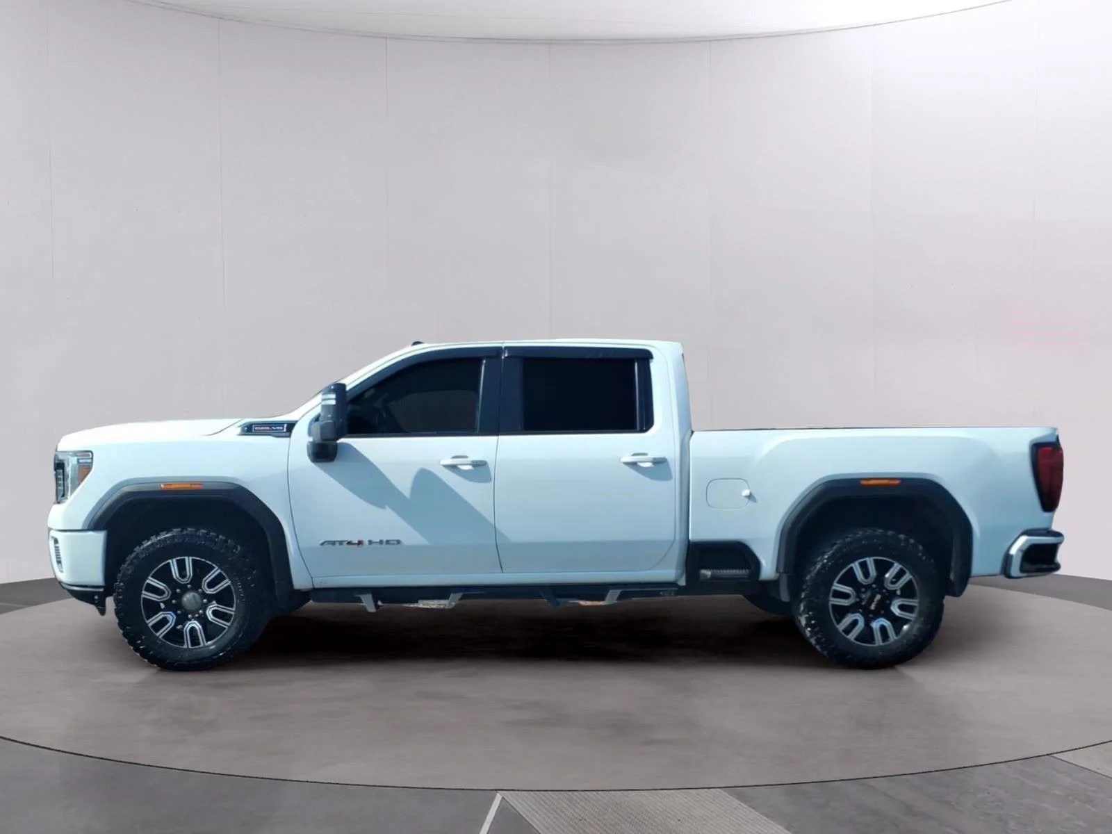 Used 2021 SUMMIT WHITE GMC AT4 image 2