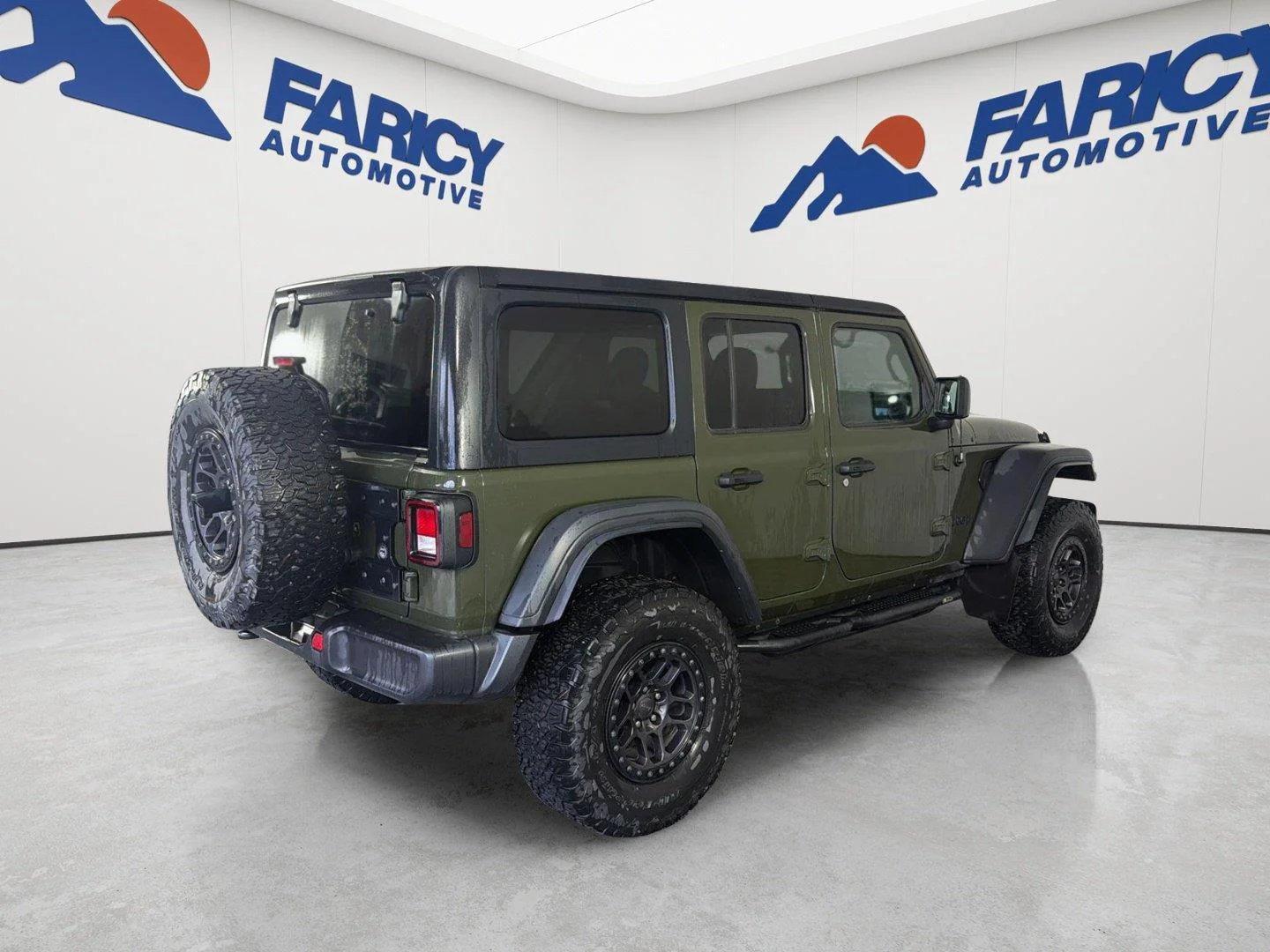 Used 2022 Sarge Green Clearcoat Jeep Unlimited Willys image 5