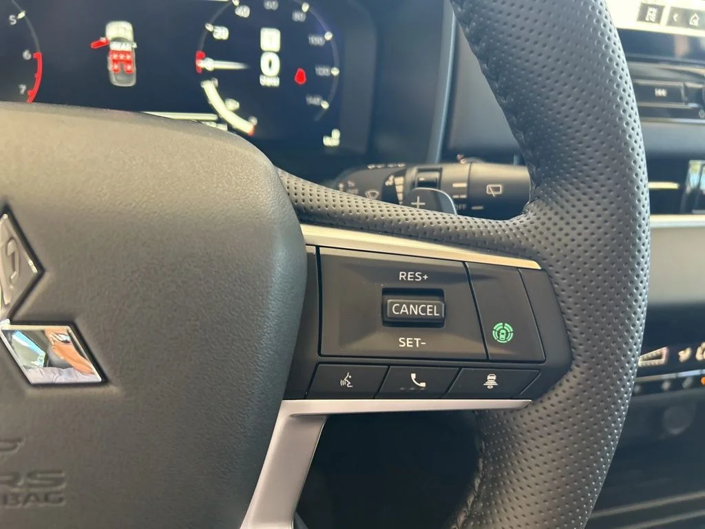 New 2026 Silver Mitsubishi SE 1.5T 2WD image 47