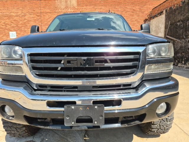 Used 2007 Black GMC SLT image 8
