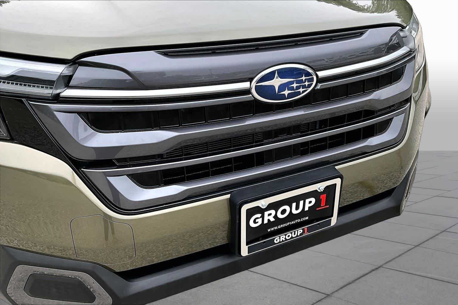 Used 2025 Autumn Green Metallic Subaru Limited Hybrid image 32