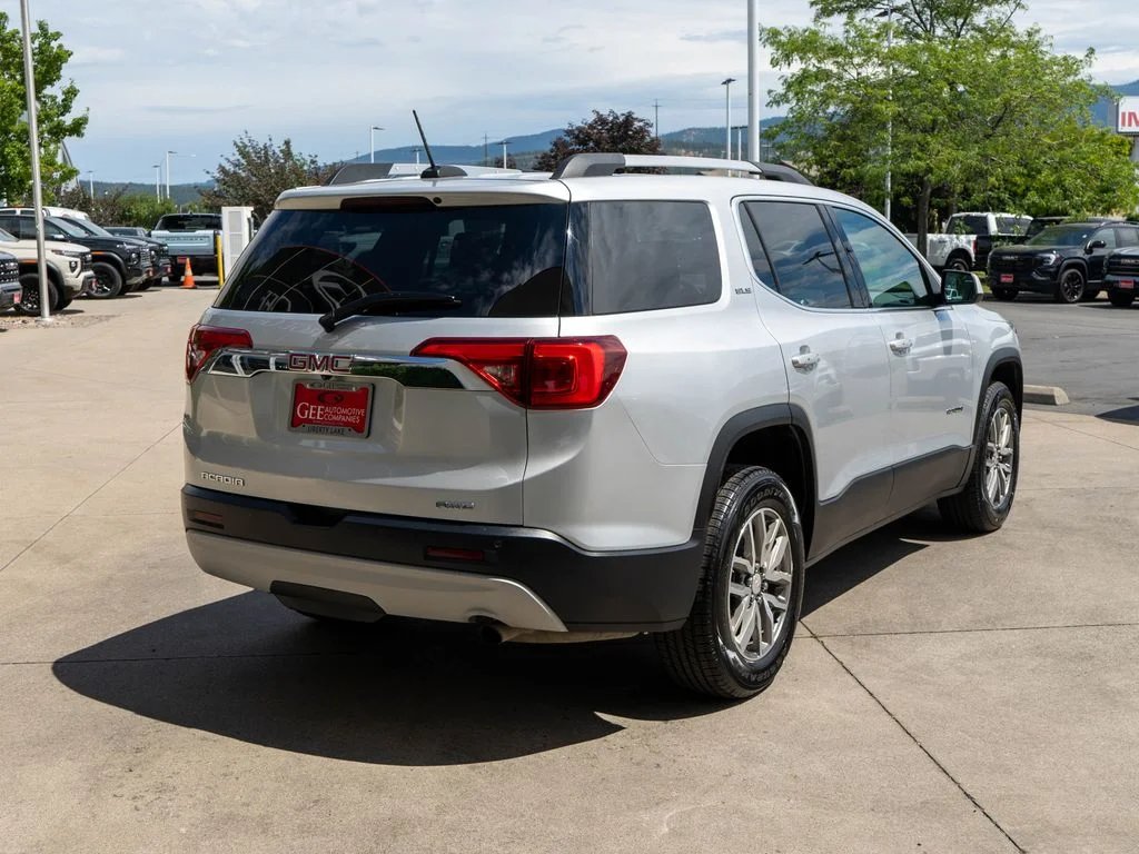 Used 2018 Silver GMC SLE-2 image 7