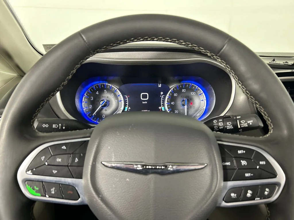 Used 2023 Silver Chrysler Touring L image 13