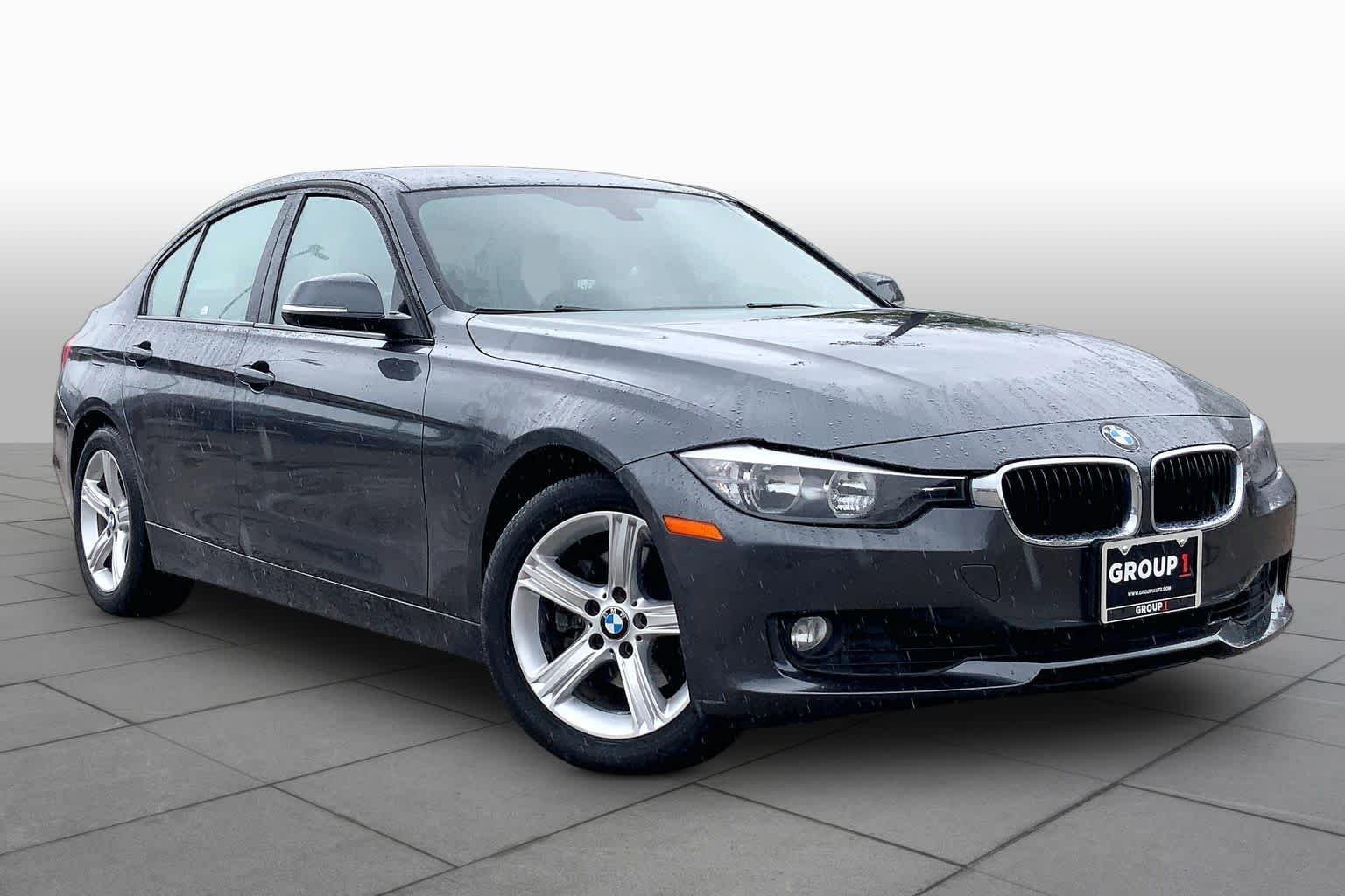 Used 2012 Black Sapphire Metallic BMW 328i image 3