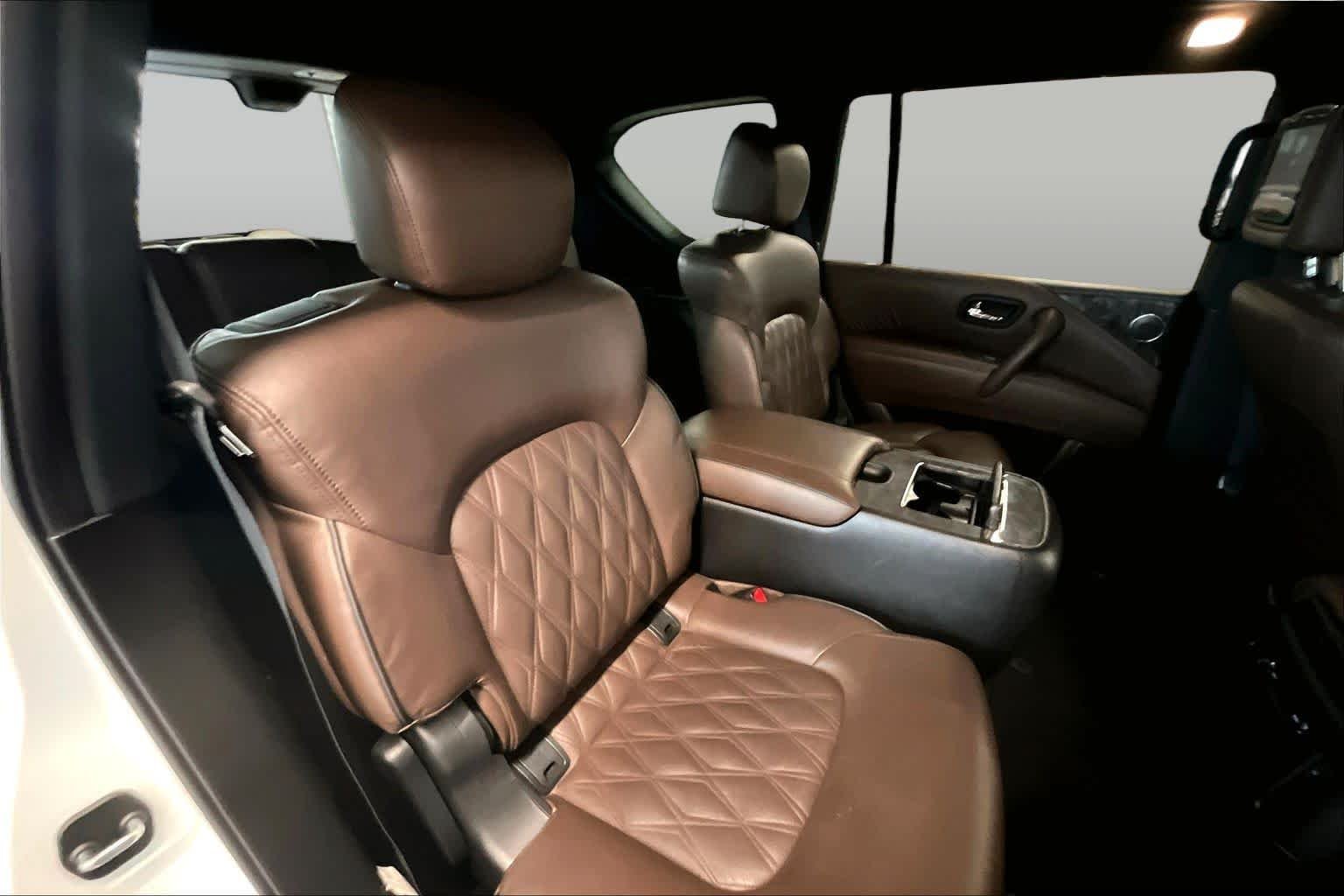 Used 2023 Aspen White Tricoat Nissan Platinum image 19