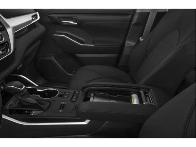 Used 2020 Midnight Black Metallic Toyota XLE image 17
