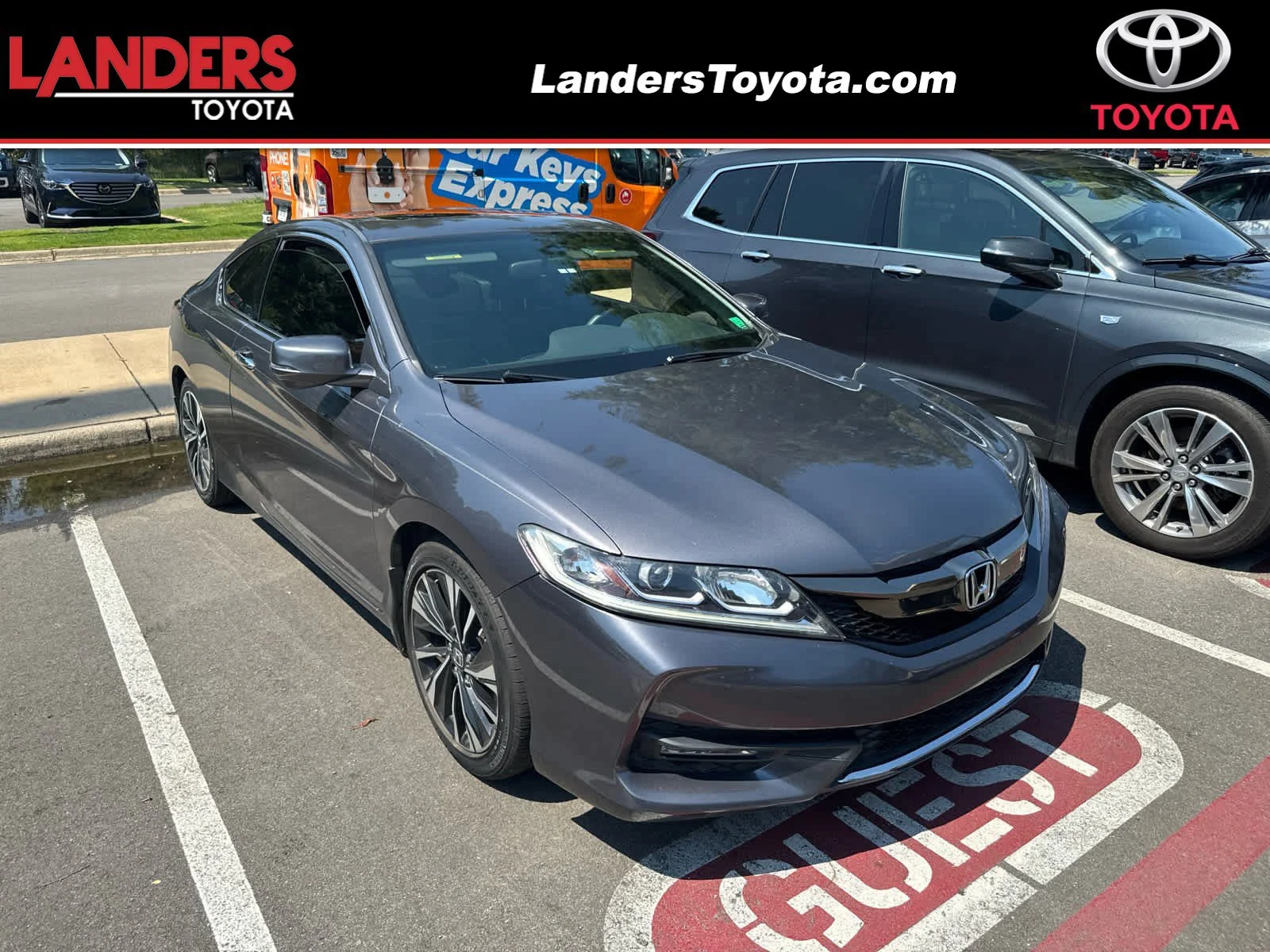 Used 2017 Modern Steel Metallic Honda EX image 1