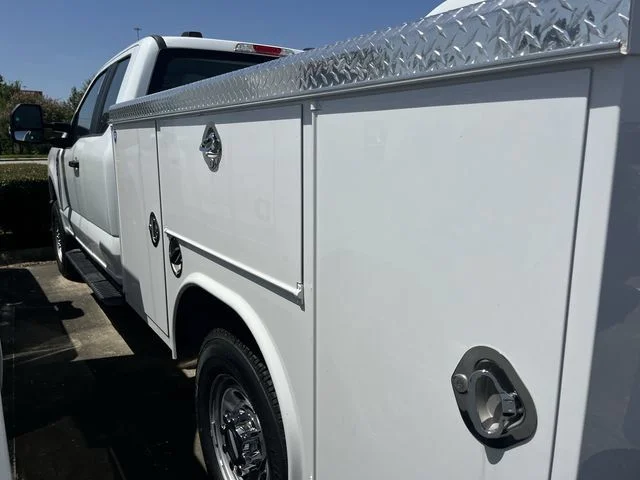 New 2026 Oxford White Ford F-250® XL image 14