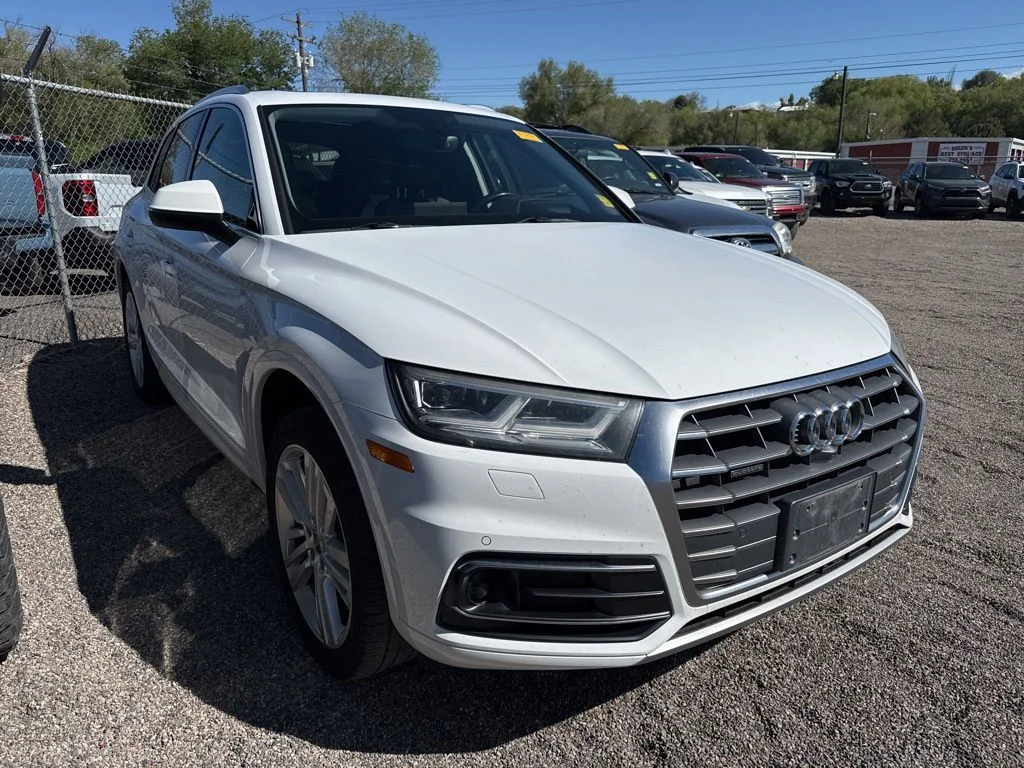 2018 Audi Q5 2.0T quattro S tronic Prestige's photo