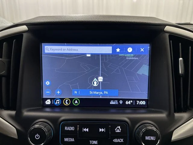 Used 2018 Red GMC SLE image 22