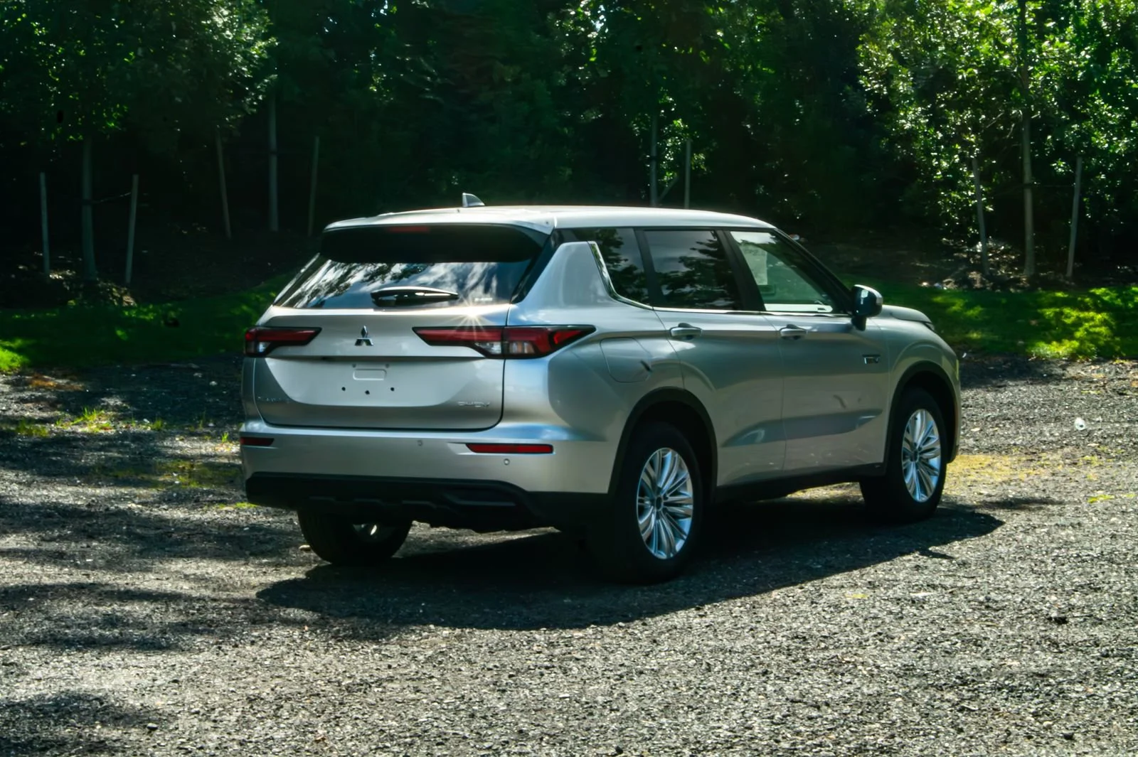2025 Mitsubishi Outlander Plug-in Hybrid ES - Photo 8