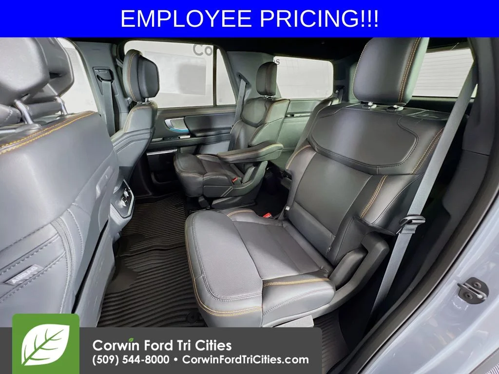 New 2026 Glacier Gray Metallic Tri-Coat Ford Tremor image 31