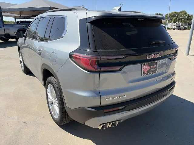 New 2027 Silver GMC Elevation image 4