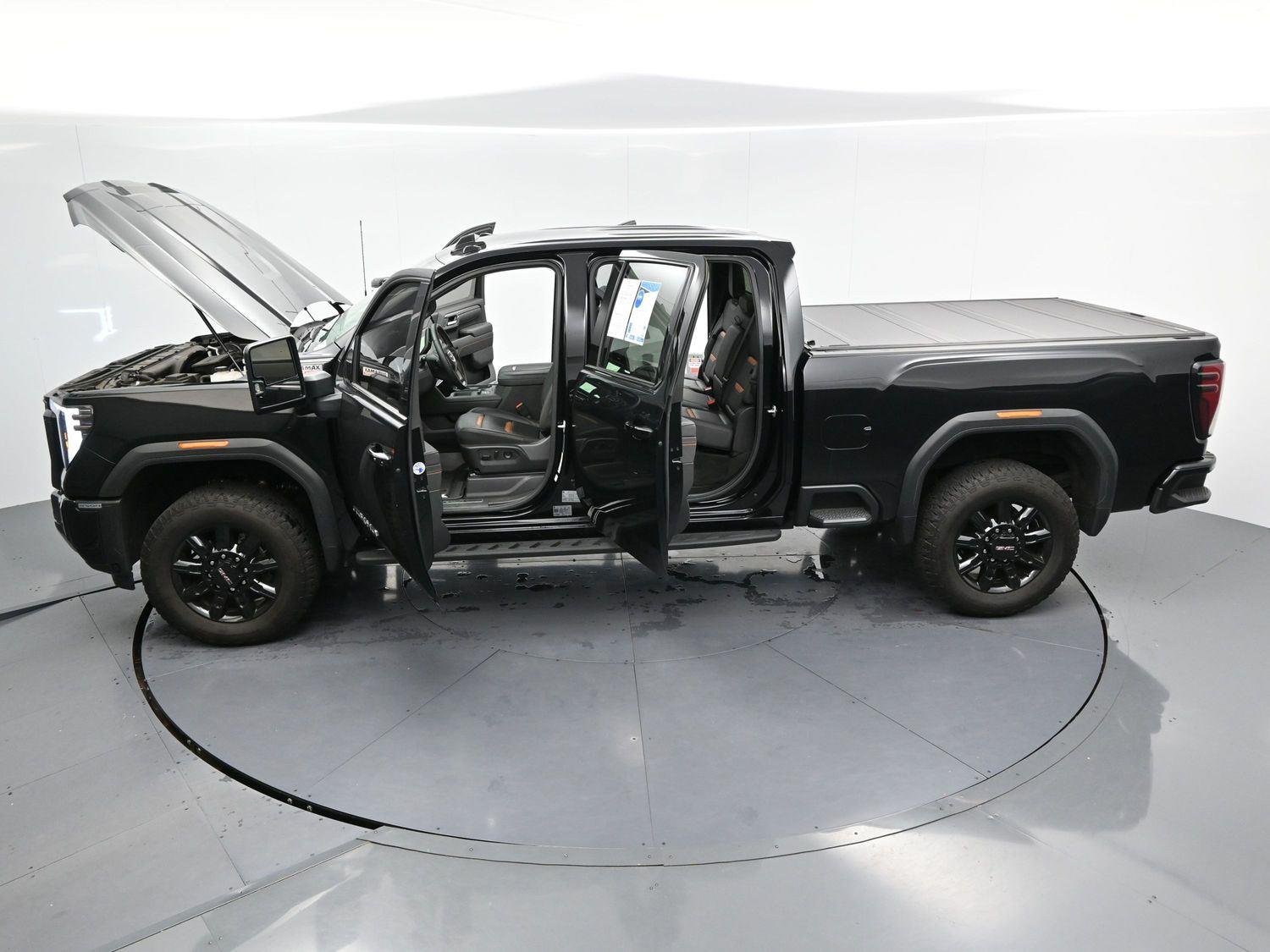 Used 2025 Onyx Black GMC AT4 image 44