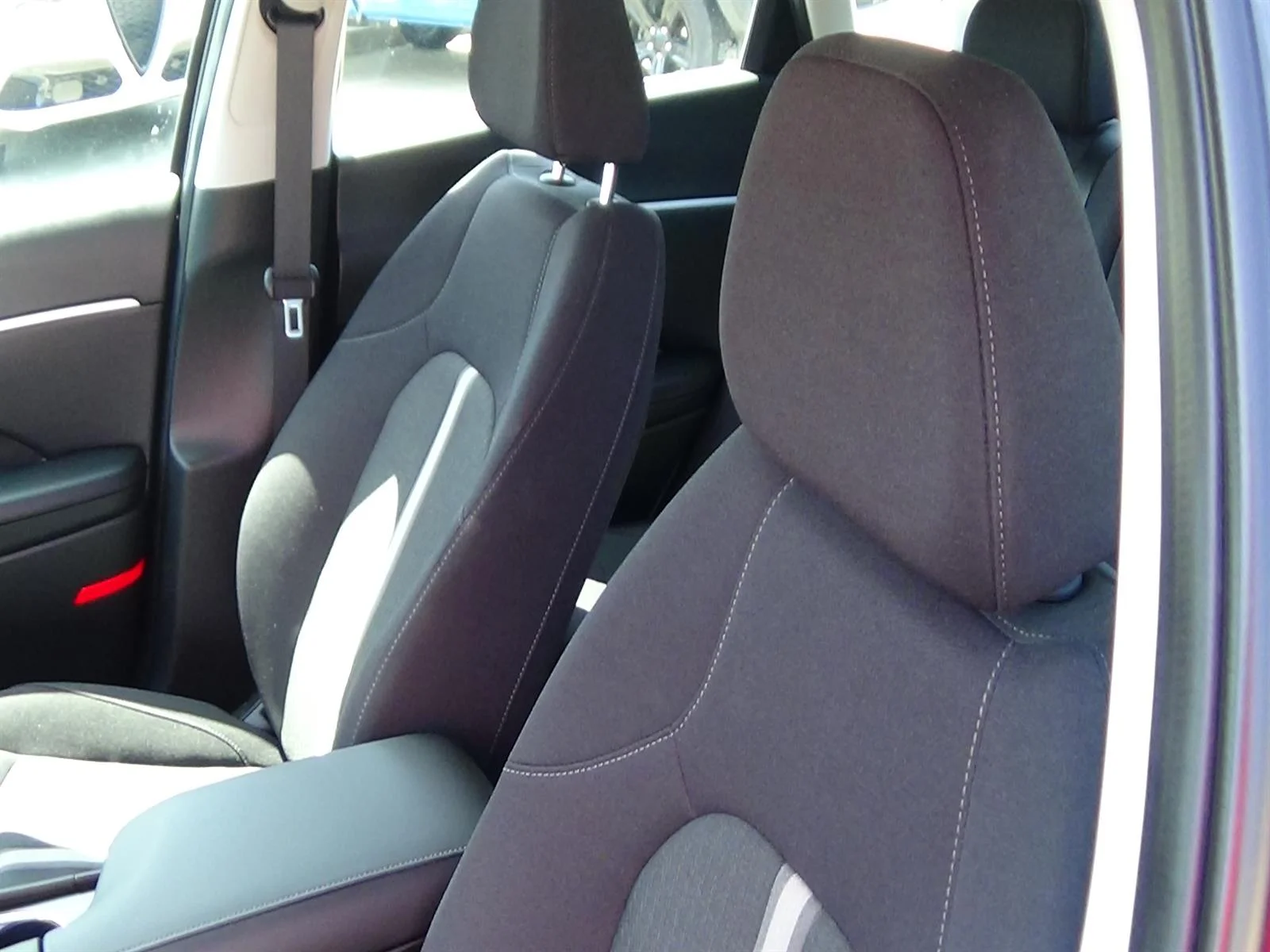 Used 2025 Carbon Blue Pearl (xb9) Hyundai SEL image 14
