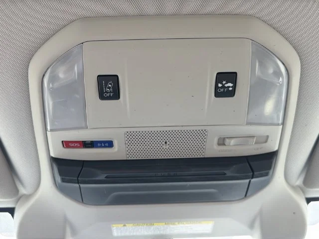 Used 2022 White Subaru Limited image 30