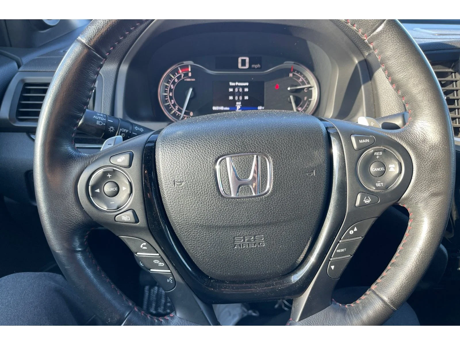 Used 2020 Crystal Black Pearl Honda Black Edition image 31