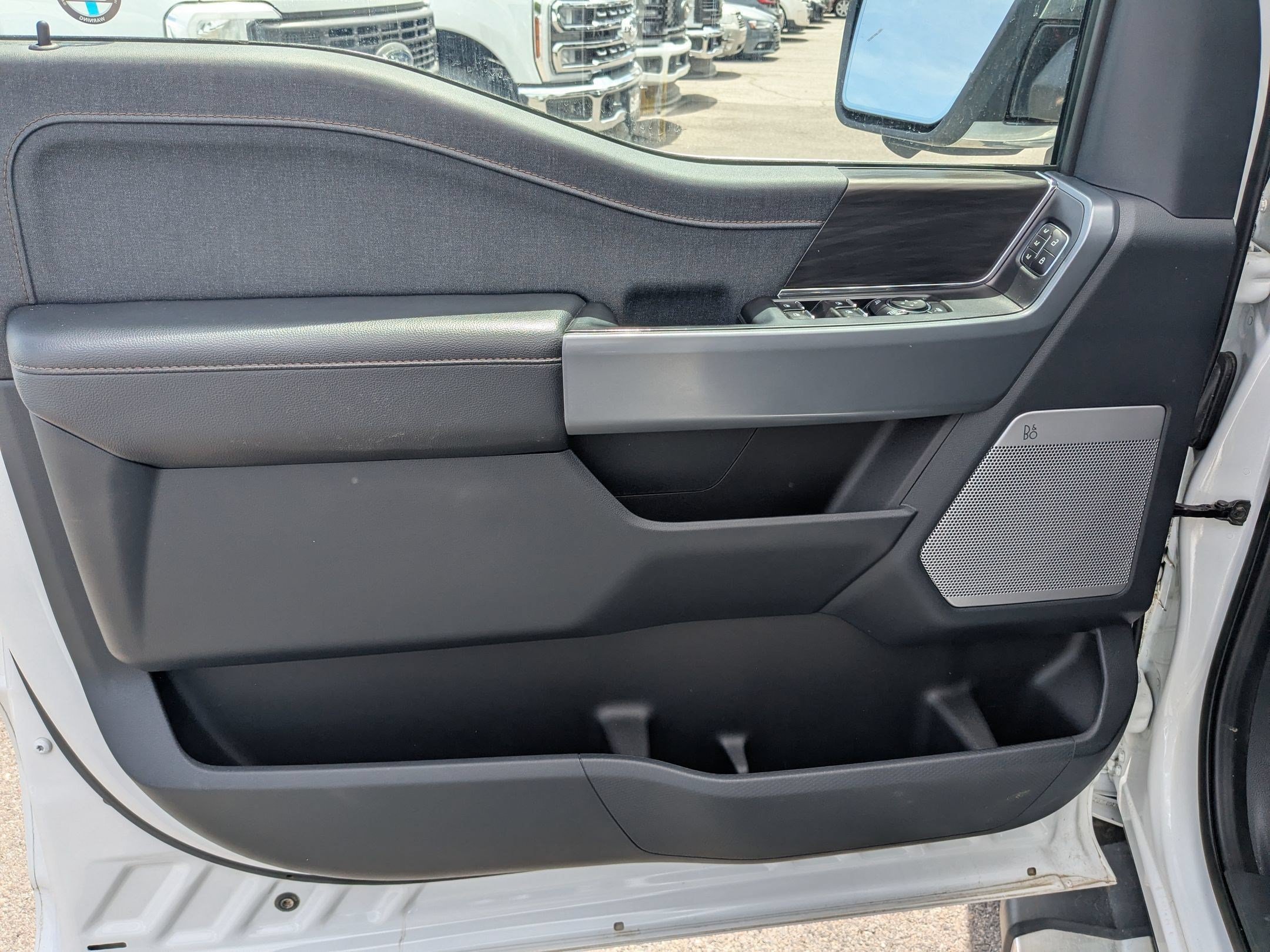 Used 2024 White Ford LARIAT image 14