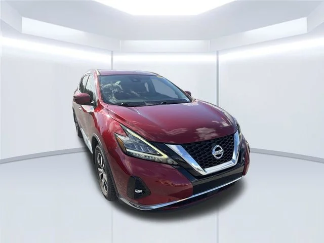 Used 2022 Red Nissan SV image 3