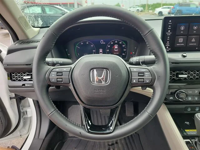 Used 2025 WHITE Honda EX-L image 21