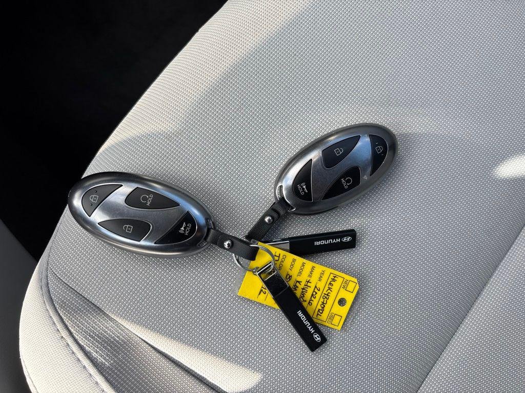 New 2026 Gray Hyundai SEL Sport AWD image 33