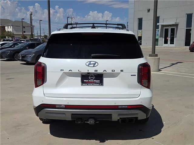 Used 2025 Hyper White Hyundai Limited All-Wheel Drive image 3