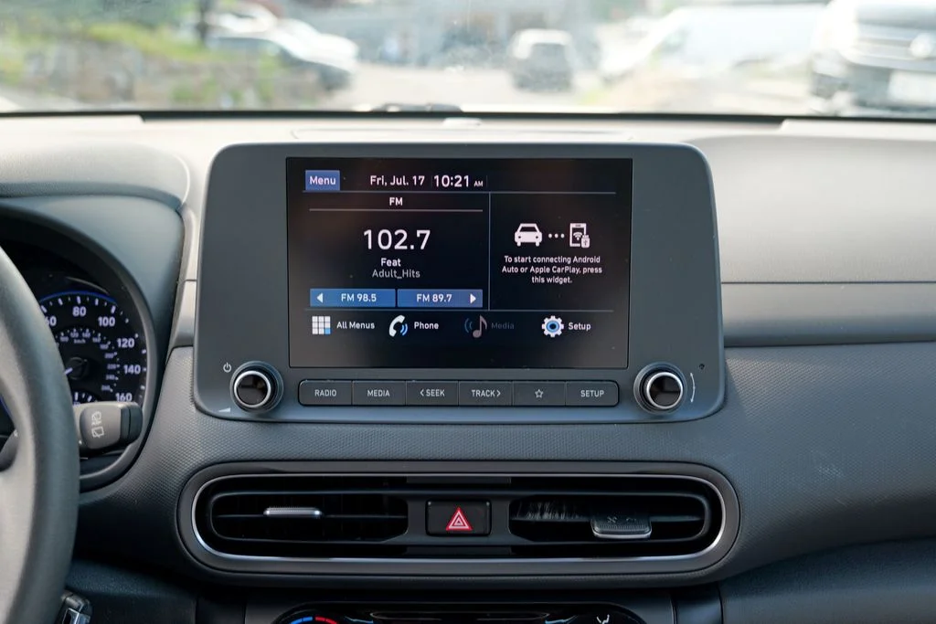 Used 2023 Abyss Black Pearl Hyundai SE image 48