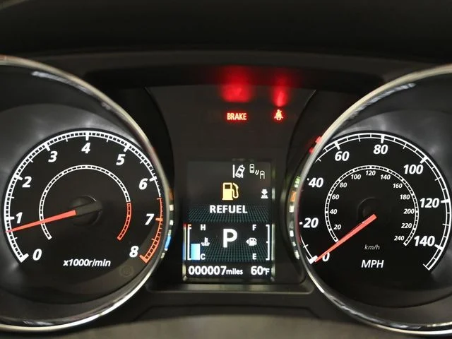 New 2026 White Mitsubishi 2.0 SE image 18
