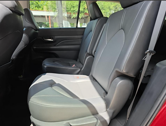 Used 2024 Red Toyota XLE image 9
