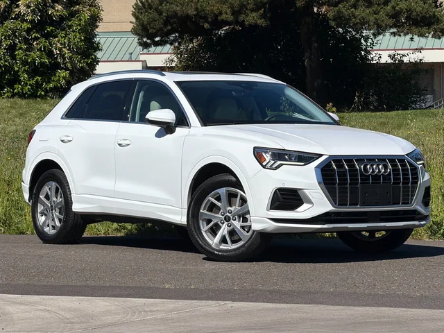 2024 Audi Q3 Premium