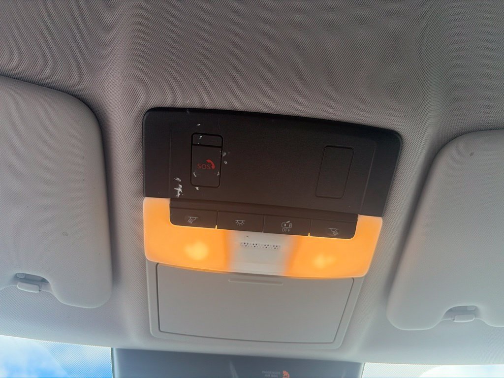 Used 2024 Gray Mitsubishi SE image 29