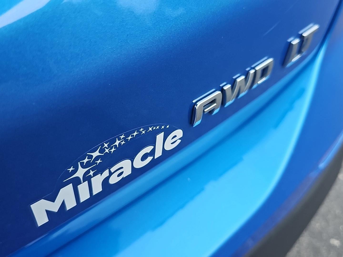 Used 2024 Riptide Blue Metallic Chevrolet LT image 31