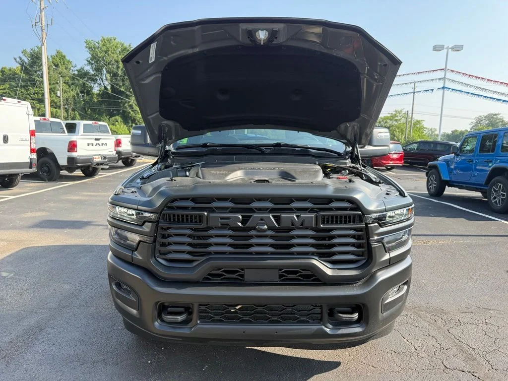 New 2026 Ceramic Gray Clear-Coat Exterior Paint RAM Tradesman image 45