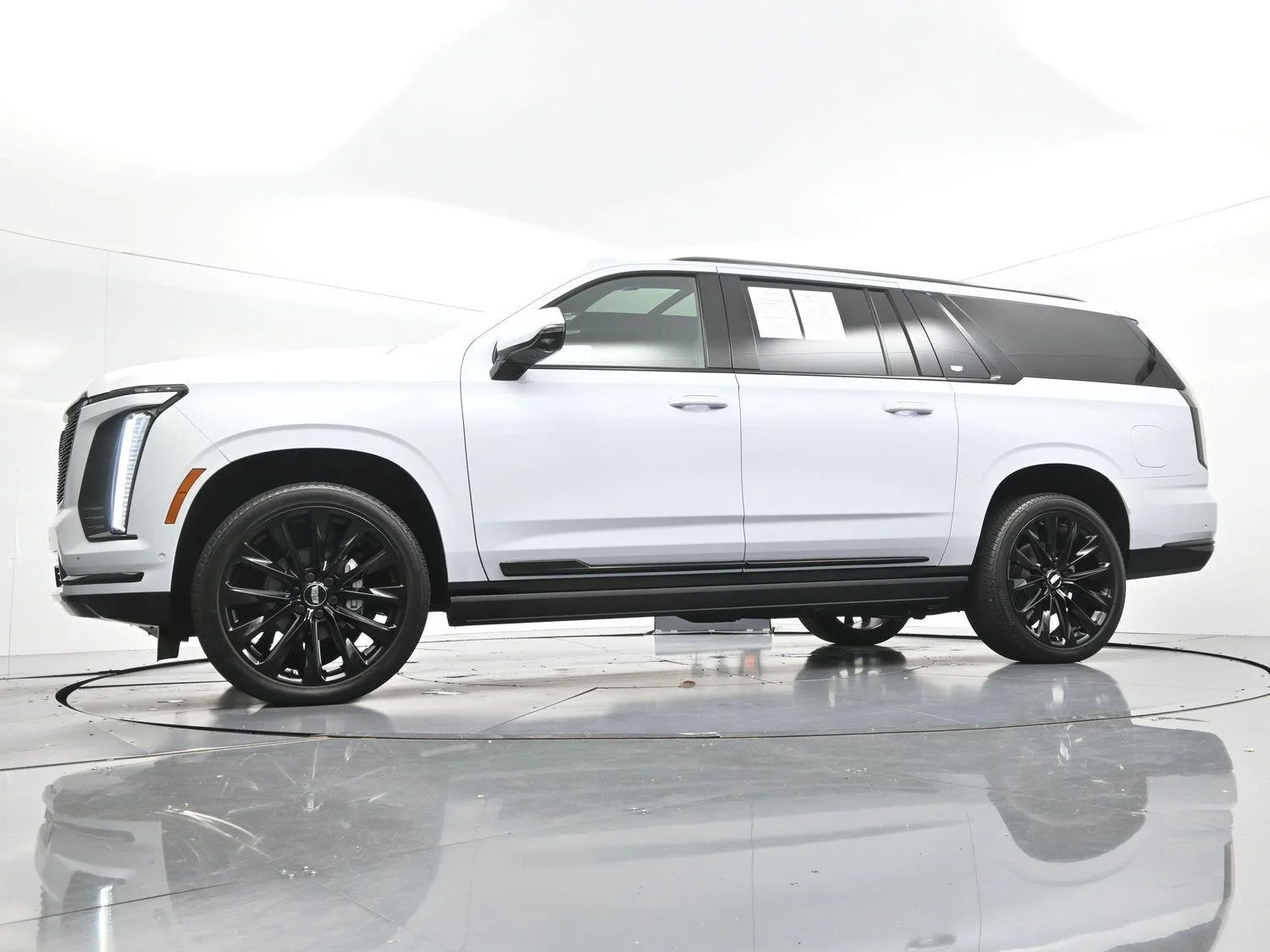 Used 2026 Vibrant White Tricoat Cadillac Platinum Sport image 52