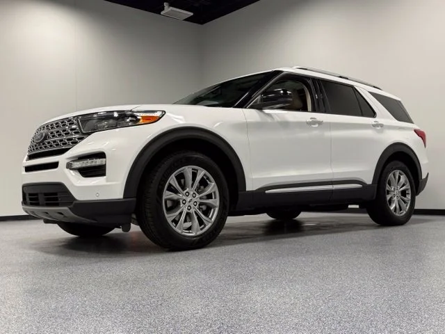 Used 2021 White Ford Limited image 6
