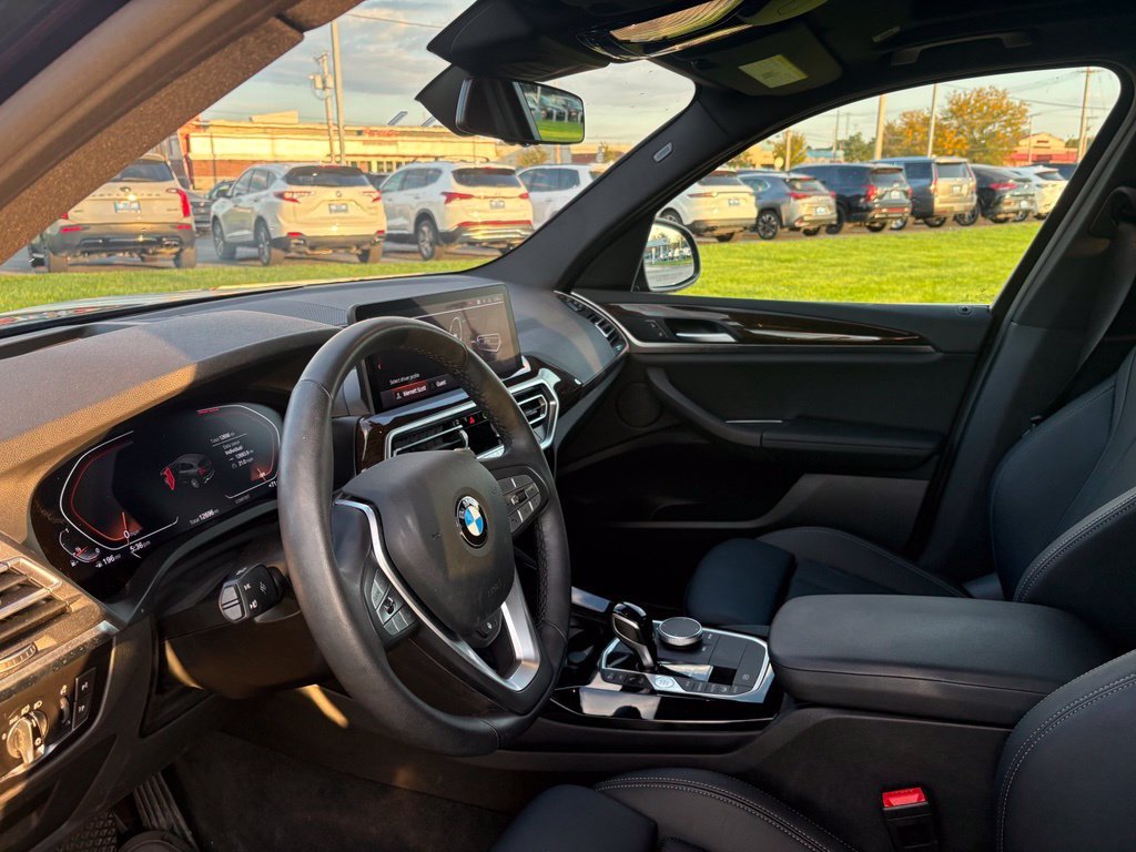 Certified Used 2024 Black BMW xDrive30i image 5