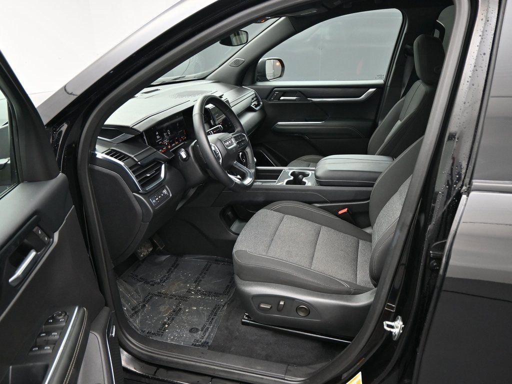 Used 2025 Ebony Twilight Metallic GMC Elevation image 9