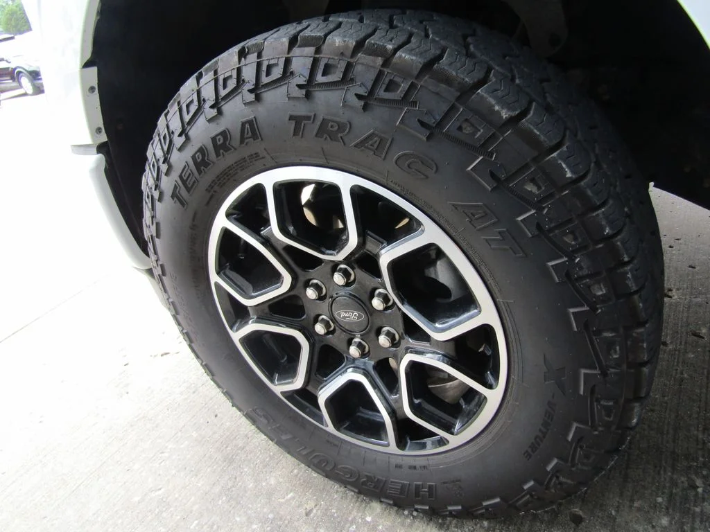 Used 2023 White Ford XLT image 28