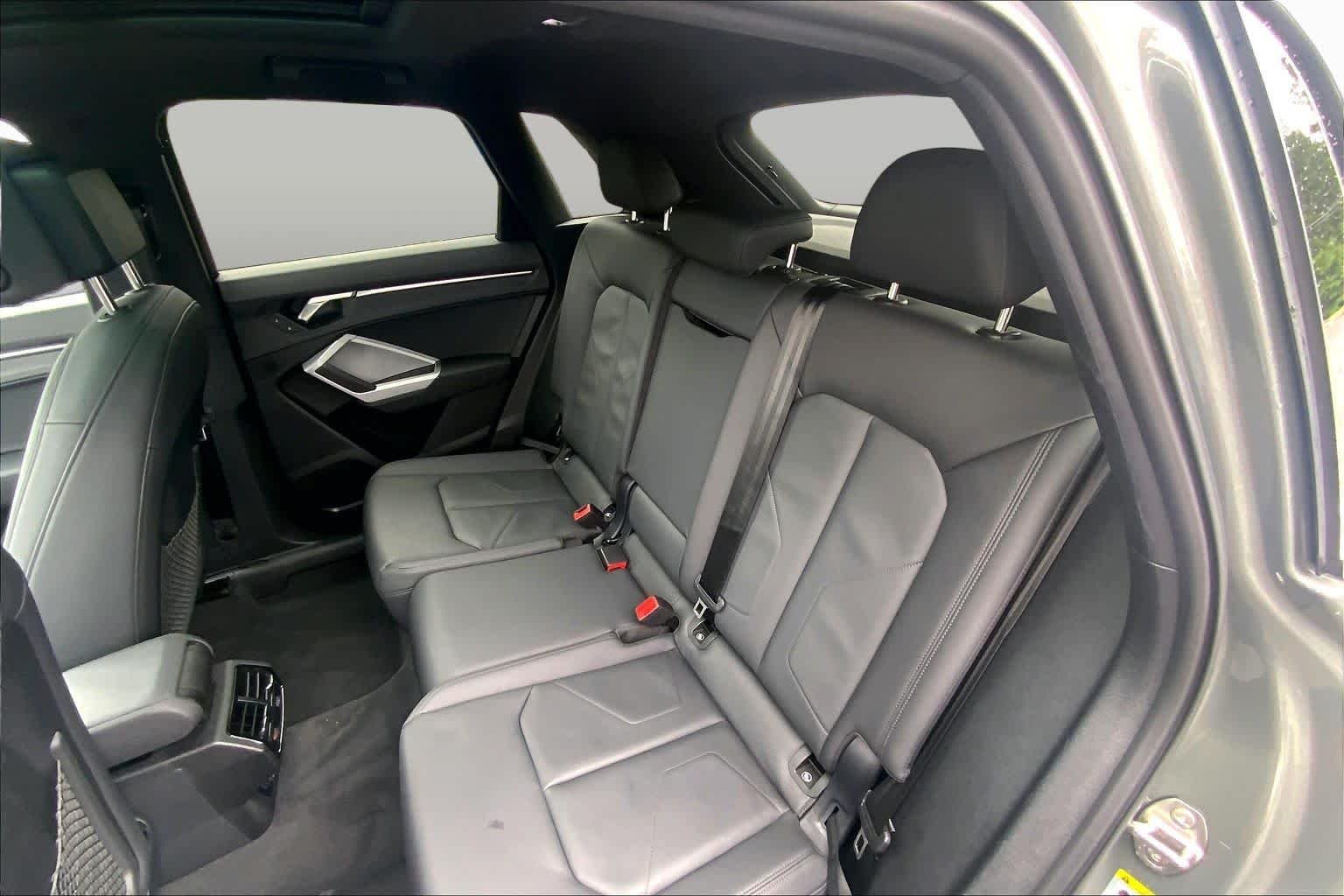 Used 2025 Chronos Gray Metallic Audi S line Premium image 40