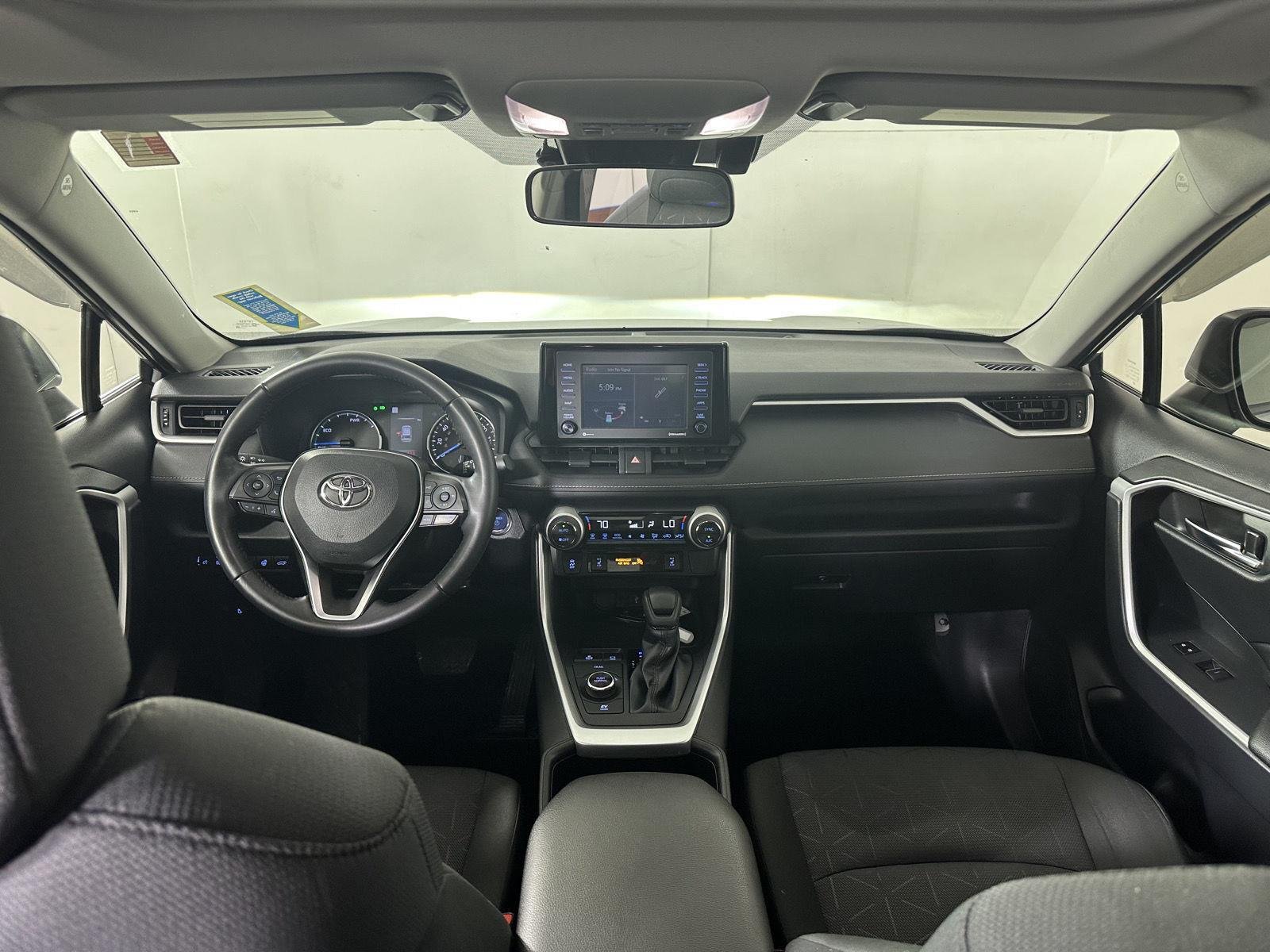 Used 2022 Silver Sky Metallic Toyota XLE image 42