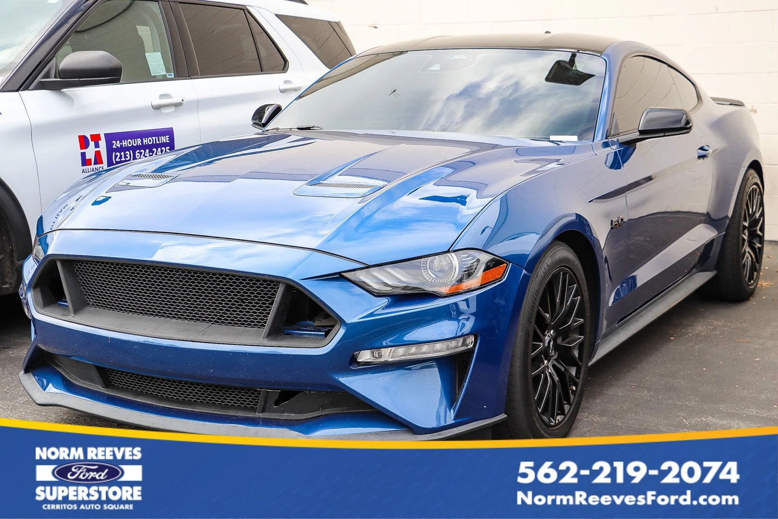 Used 2022 Blue Metallic Ford GT image 1