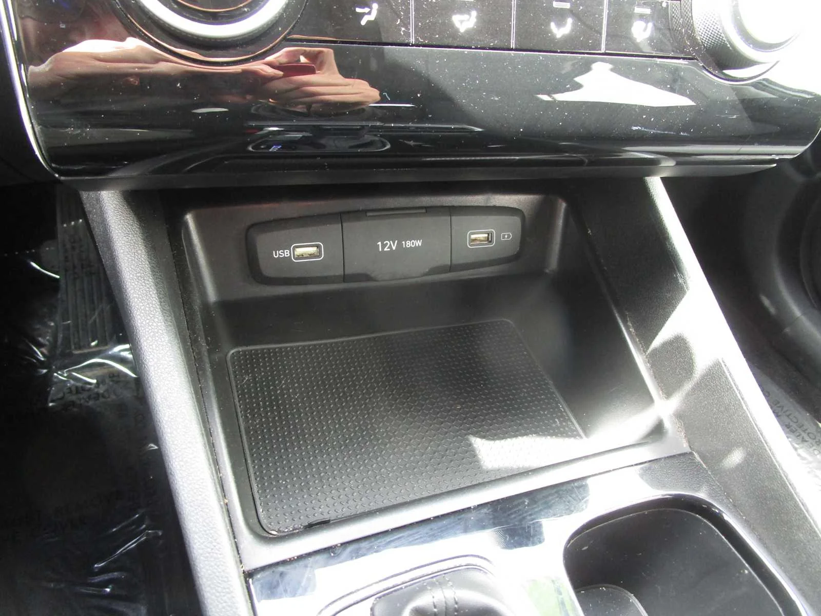 Used 2022 Shimmering Silver Hyundai SEL image 19