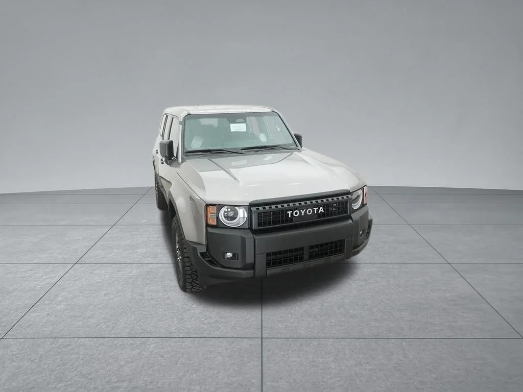 Used 2025  Toyota 1958 image 17