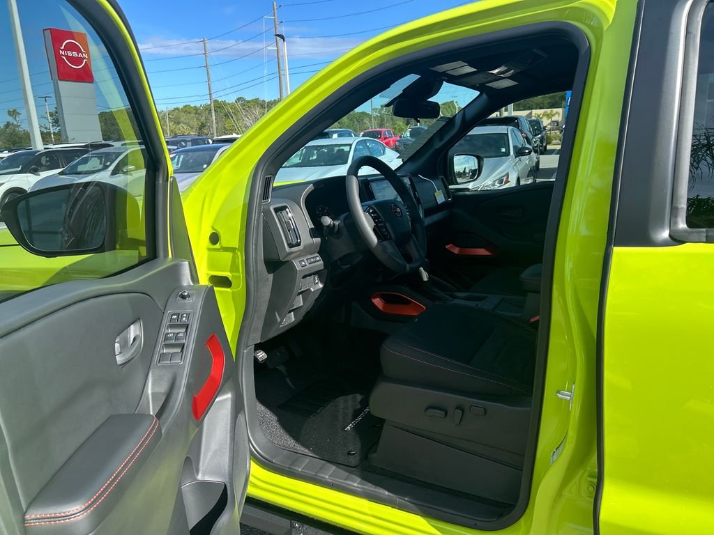 New 2026 Nissan Frontier PRO-X 4D Crew Cab