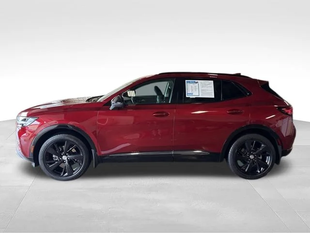 Used 2021 Red Buick Essence image 4