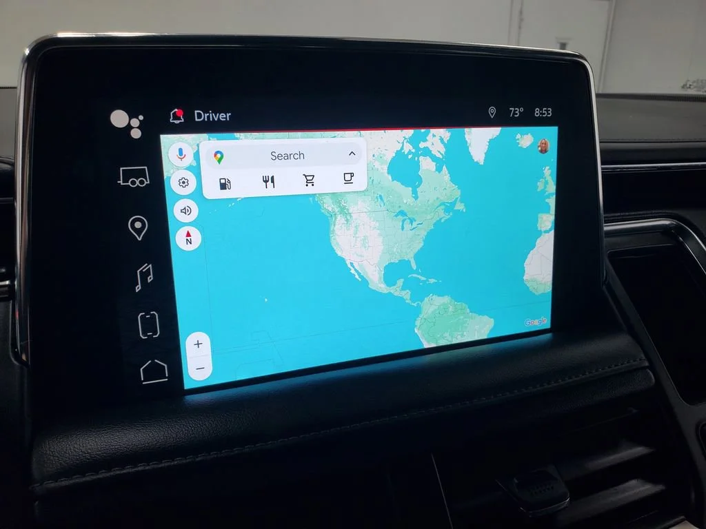 Used 2023 Summit White GMC SLE image 22